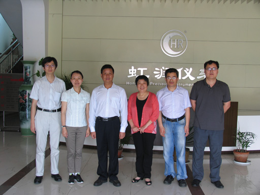 上海理工大學(xué)領(lǐng)導(dǎo)、教授一行考察虹潤(rùn)公司